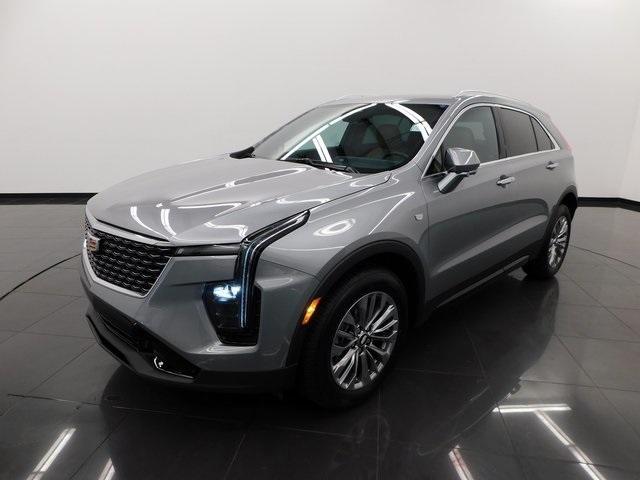 used 2025 Cadillac XT4 car, priced at $35,000
