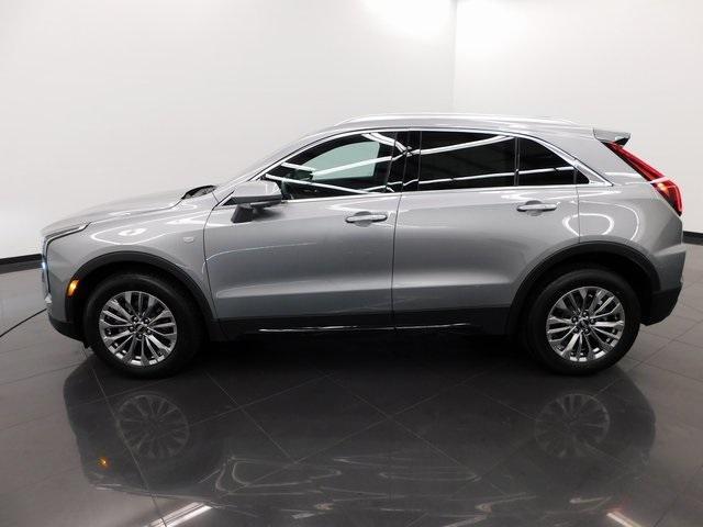 used 2025 Cadillac XT4 car, priced at $35,000