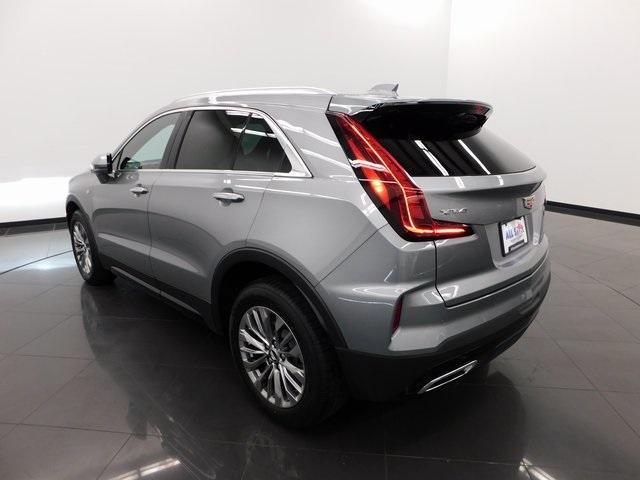 used 2025 Cadillac XT4 car, priced at $35,000