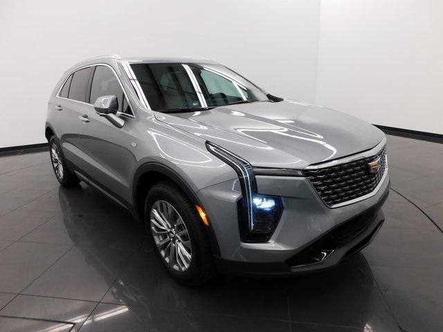 used 2025 Cadillac XT4 car, priced at $35,000