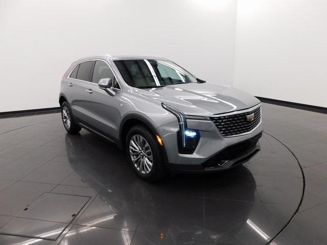 used 2025 Cadillac XT4 car, priced at $35,000