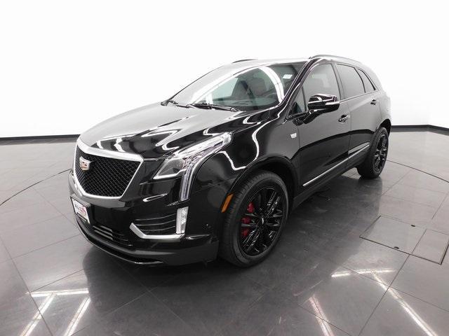 used 2023 Cadillac XT5 car, priced at $38,028