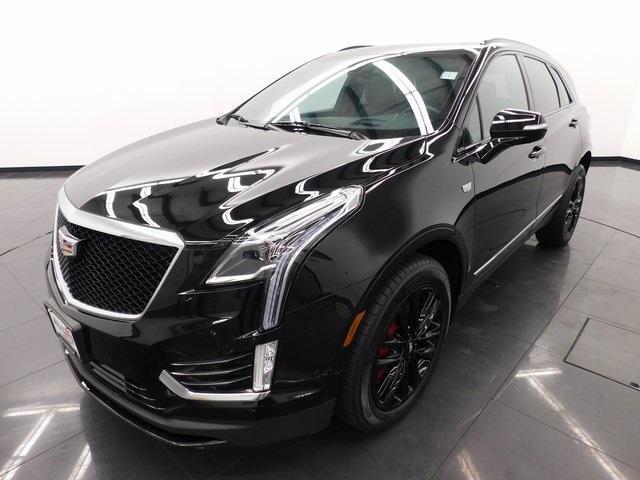 used 2023 Cadillac XT5 car, priced at $38,028