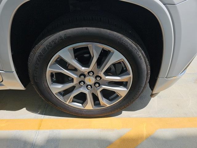 used 2020 Chevrolet Traverse car, priced at $33,990
