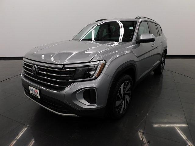 used 2024 Volkswagen Atlas car, priced at $35,974