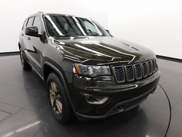 used 2017 Jeep Grand Cherokee car, priced at $14,572