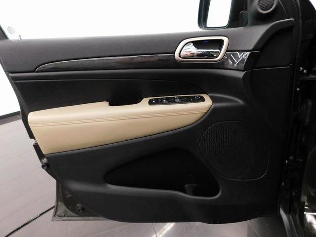 used 2017 Jeep Grand Cherokee car, priced at $14,572