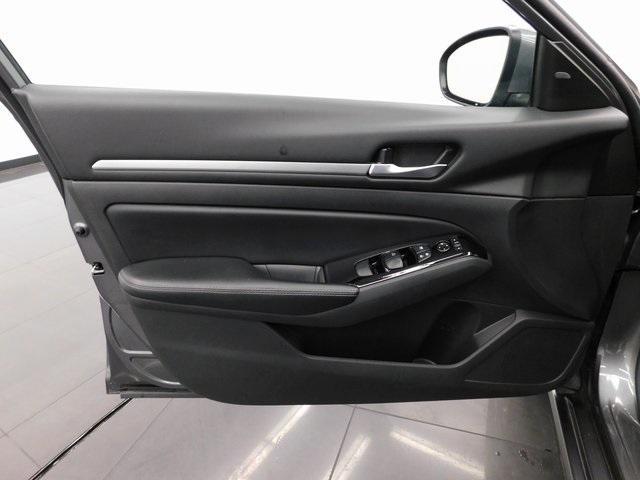 used 2023 Nissan Altima car, priced at $23,995