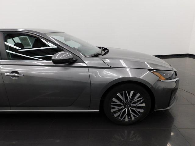 used 2023 Nissan Altima car, priced at $23,995