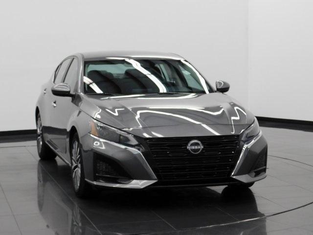 used 2023 Nissan Altima car, priced at $23,990