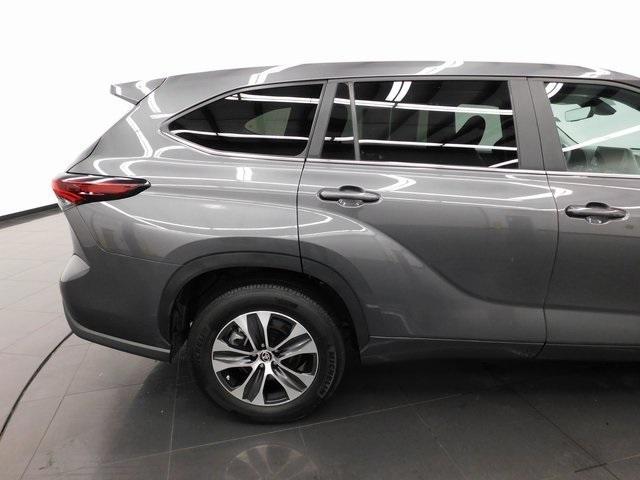 used 2024 Toyota Highlander car, priced at $44,680