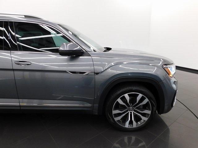 used 2021 Volkswagen Atlas car, priced at $26,907
