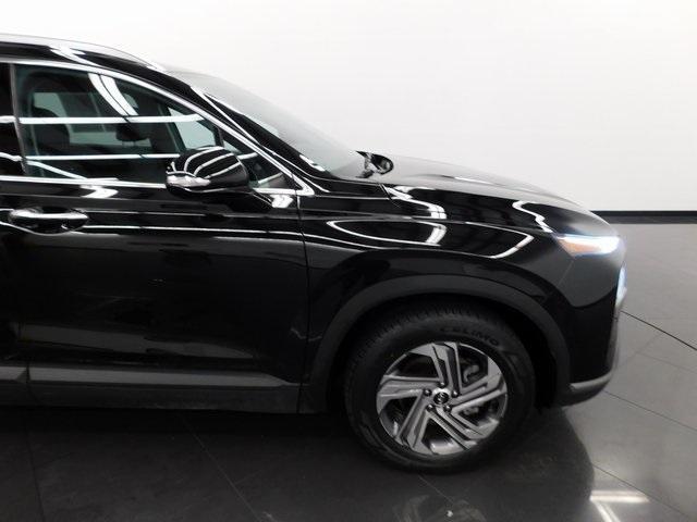 used 2023 Hyundai Santa Fe car, priced at $22,984