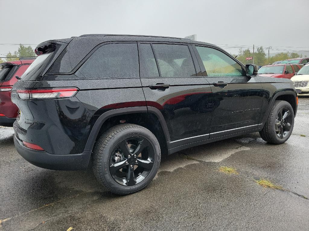 new 2025 Jeep Grand Cherokee car, priced at $56,455