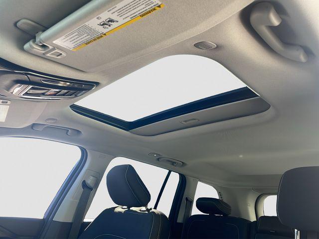 used 2023 Jeep Grand Cherokee car, priced at $27,444