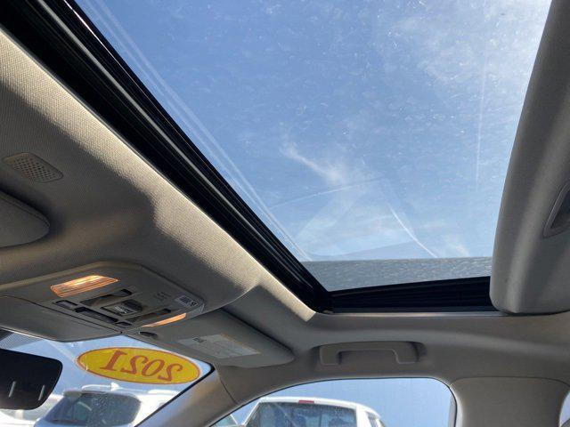 used 2021 Toyota Highlander car, priced at $30,776