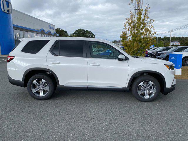 new 2025 Honda Pilot car, priced at $47,150