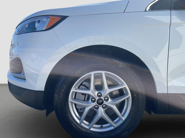 used 2024 Ford Edge car, priced at $22,995
