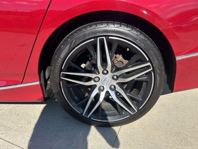 used 2021 Honda Accord Hybrid car, priced at $24,403