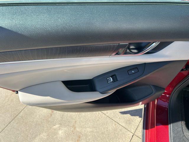 used 2021 Honda Accord Hybrid car, priced at $24,403