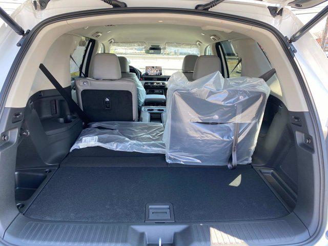 new 2025 Honda Pilot car, priced at $50,255