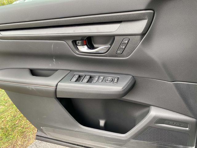 new 2026 Honda CR-V Hybrid car, priced at $41,675