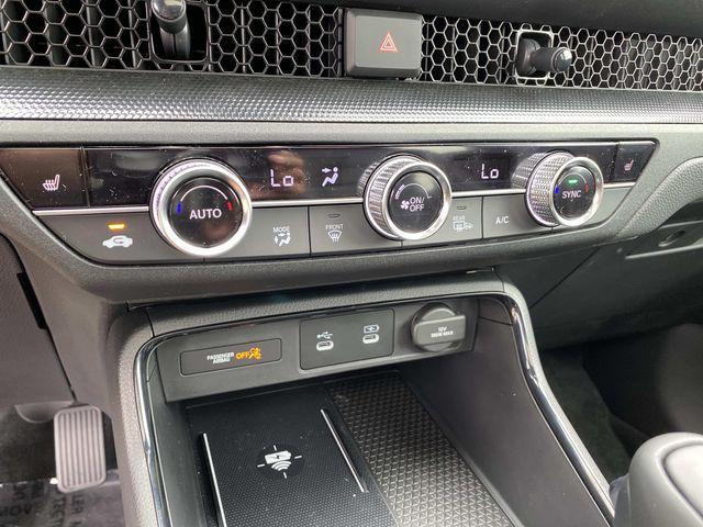 new 2026 Honda CR-V Hybrid car, priced at $41,675