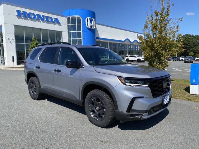 new 2025 Honda Pilot car, priced at $50,895