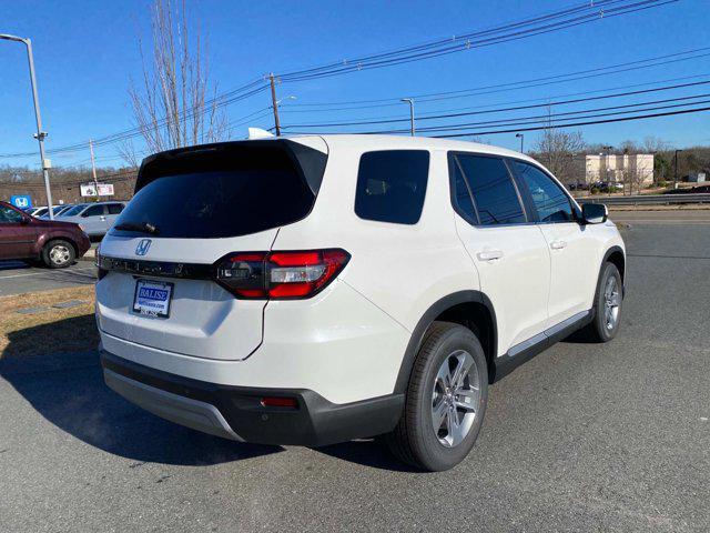 new 2025 Honda Pilot car, priced at $48,180