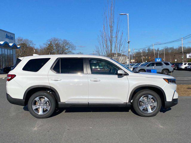 new 2025 Honda Pilot car, priced at $48,180