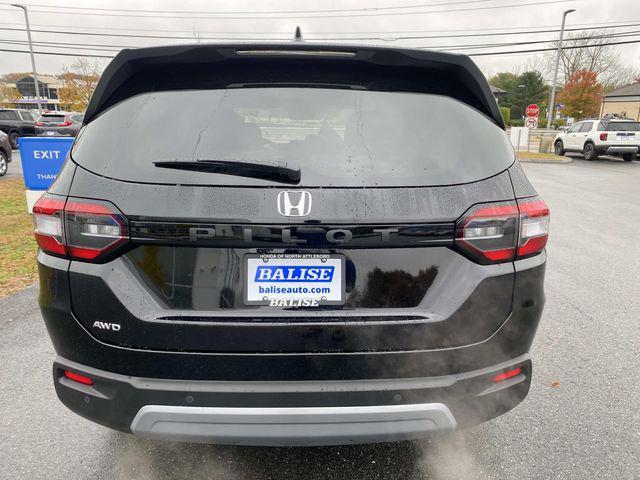 new 2025 Honda Pilot car, priced at $47,095