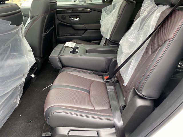 new 2025 Honda Pilot car, priced at $56,530