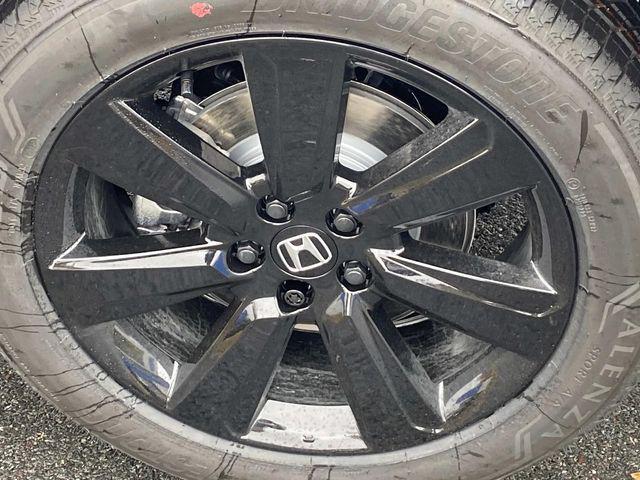 new 2025 Honda Pilot car, priced at $56,530