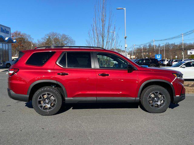 new 2025 Honda Pilot car, priced at $51,250