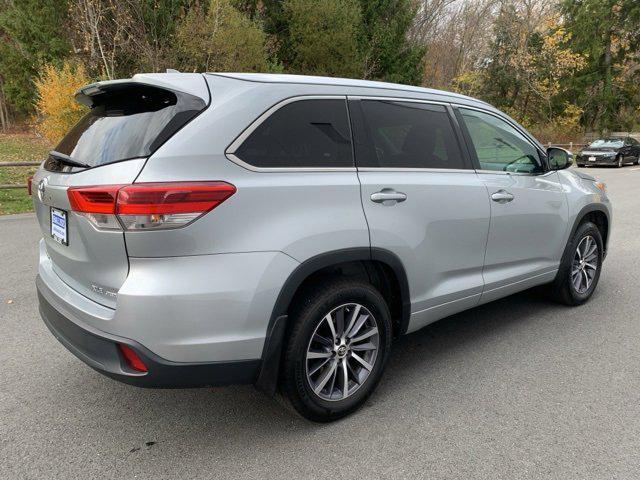 used 2017 Toyota Highlander car, priced at $22,995