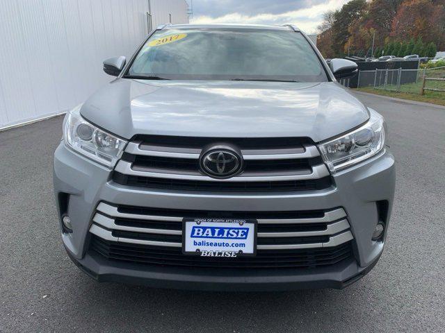 used 2017 Toyota Highlander car, priced at $22,995