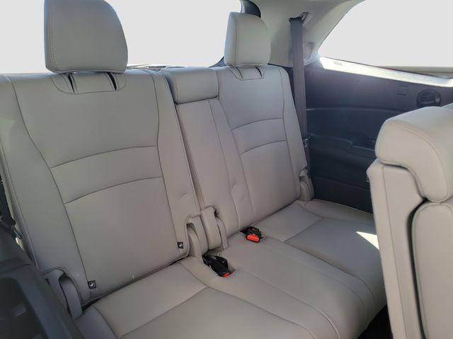 used 2020 Honda Pilot car, priced at $19,555