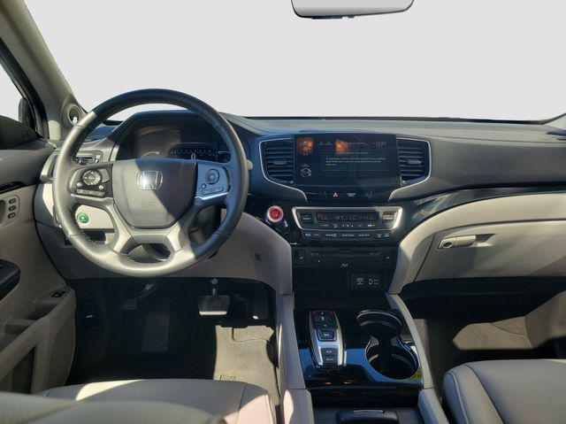 used 2020 Honda Pilot car, priced at $19,555