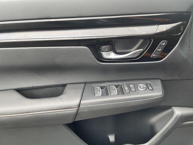 used 2025 Honda CR-V Hybrid car, priced at $38,988