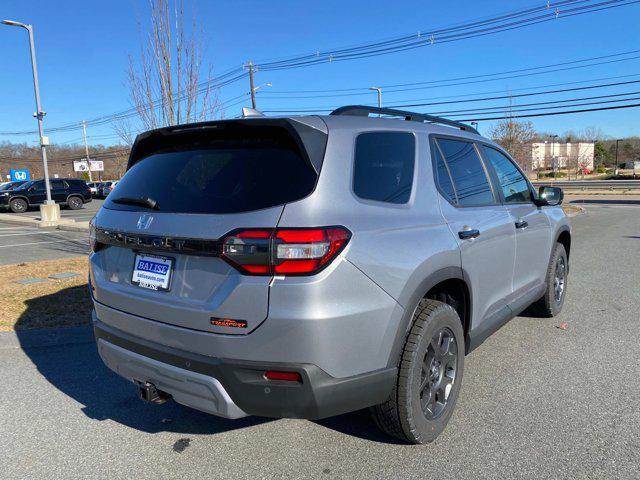 new 2025 Honda Pilot car, priced at $50,795