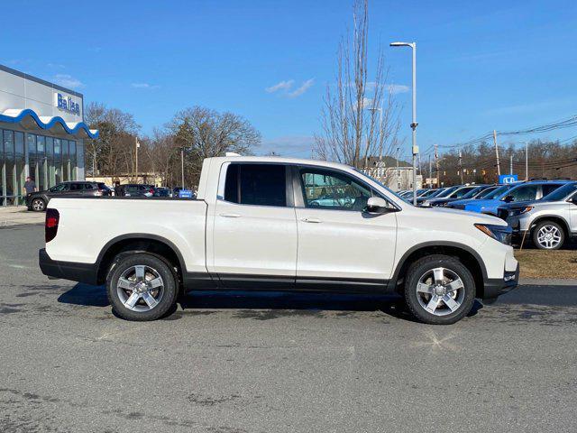 new 2025 Honda Ridgeline car, priced at $45,330