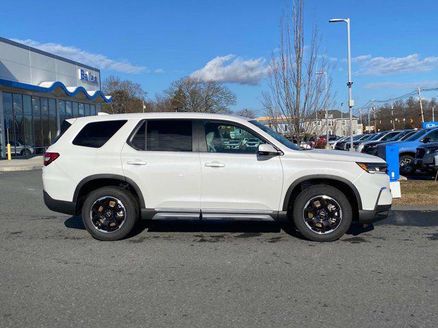 new 2025 Honda Pilot car, priced at $49,650