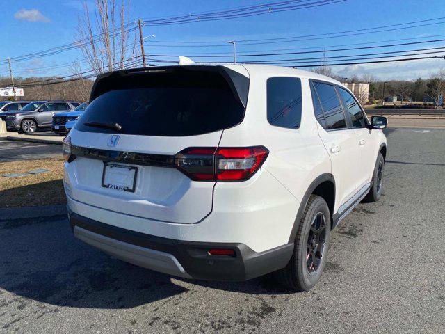 new 2025 Honda Pilot car, priced at $49,650