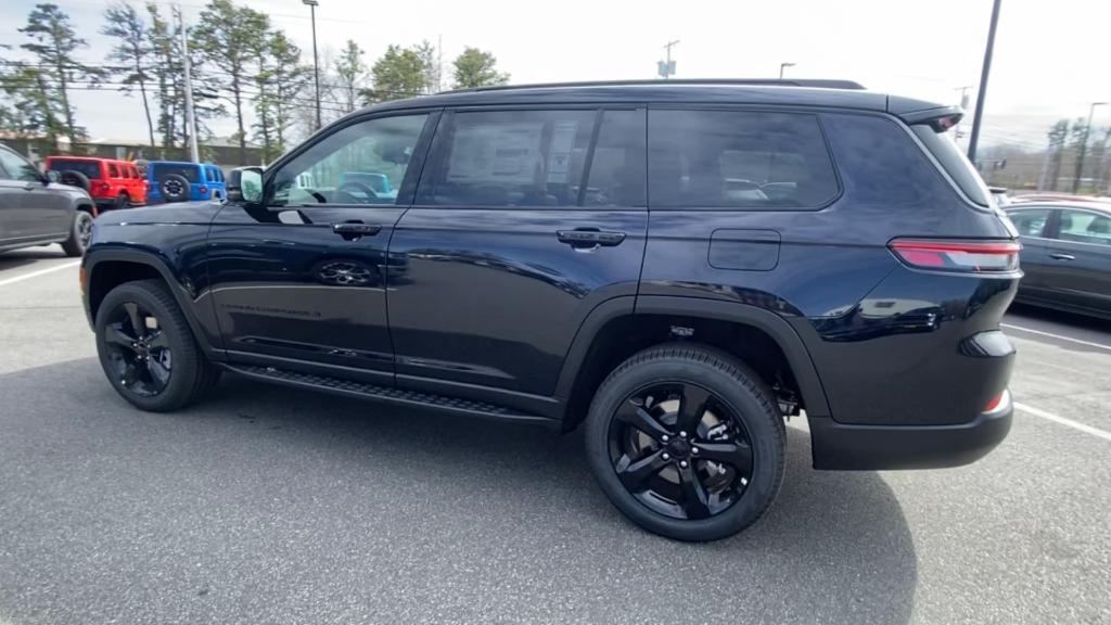 new 2024 Jeep Grand Cherokee L car, priced at $57,522