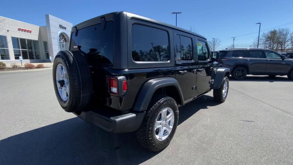 used 2021 Jeep Wrangler Unlimited car, priced at $33,988