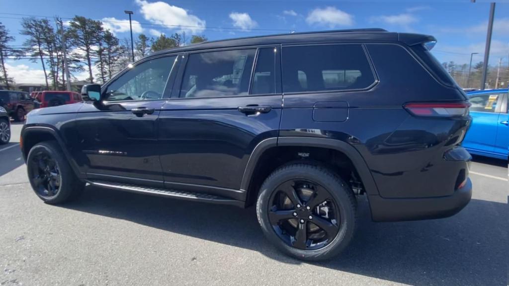 new 2024 Jeep Grand Cherokee L car, priced at $57,522