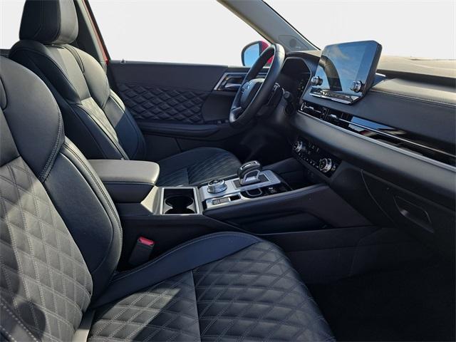 used 2024 Mitsubishi Outlander PHEV car, priced at $28,900