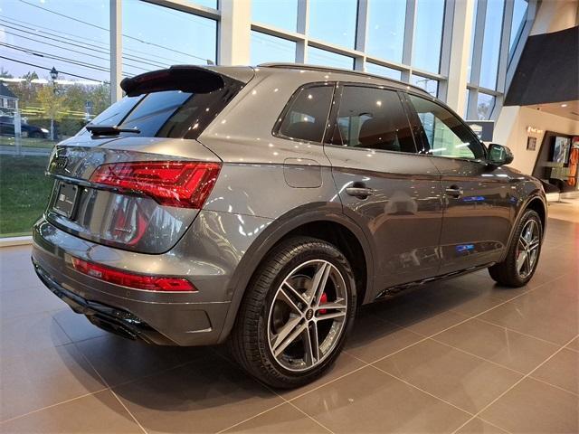 new 2024 Audi Q5 e car, priced at $72,685