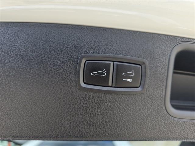 used 2022 Porsche Macan car, priced at $45,995