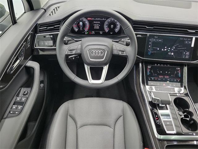 new 2025 Audi Q7 car, priced at $71,730